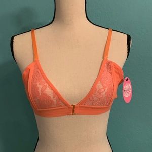 Front Clasp Triangle Lace Bra